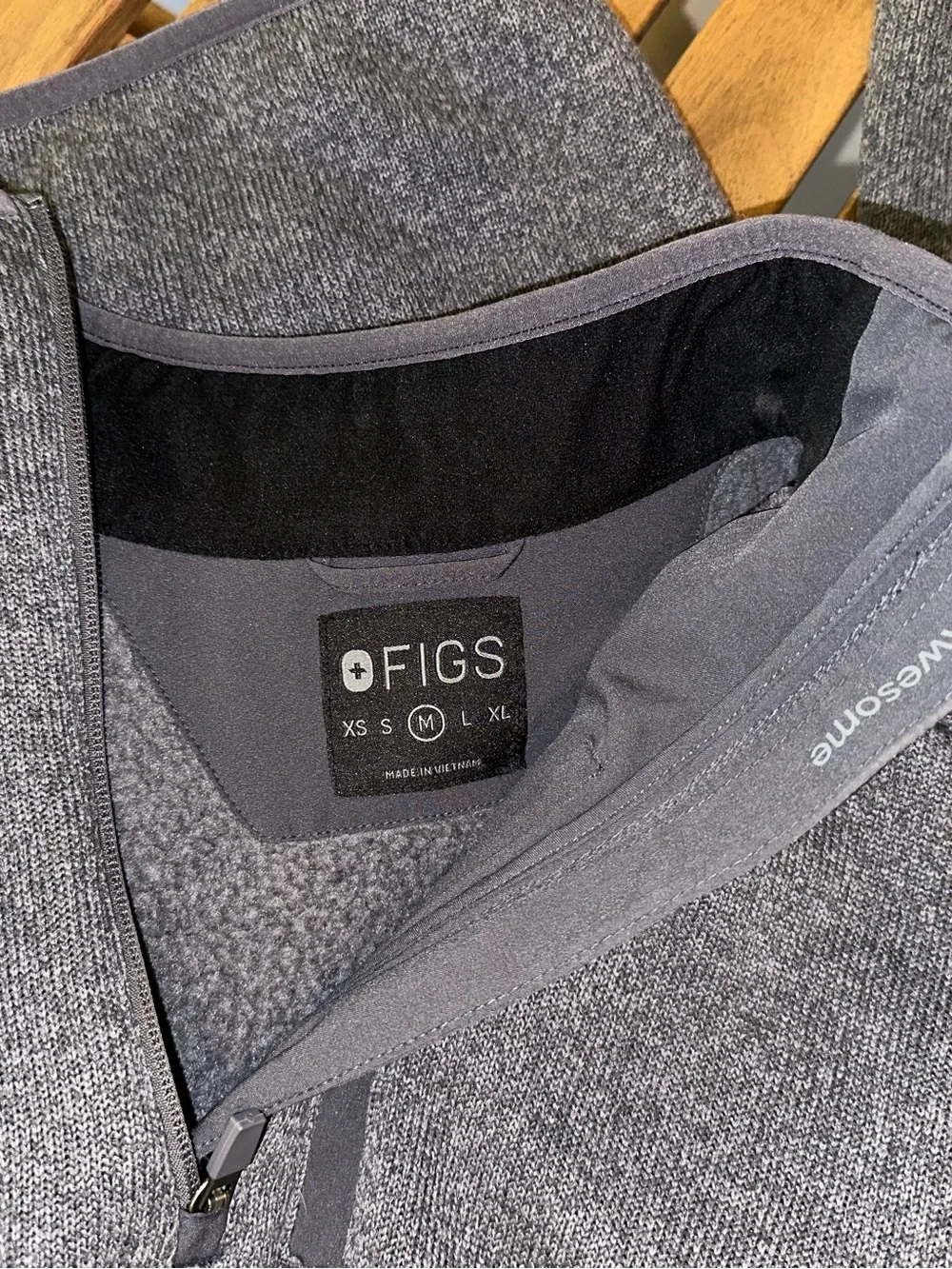 Figs Men's Heathered Dark Gray Quarter-Zip Sweater
